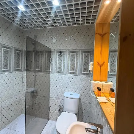 Efezade Hostel *